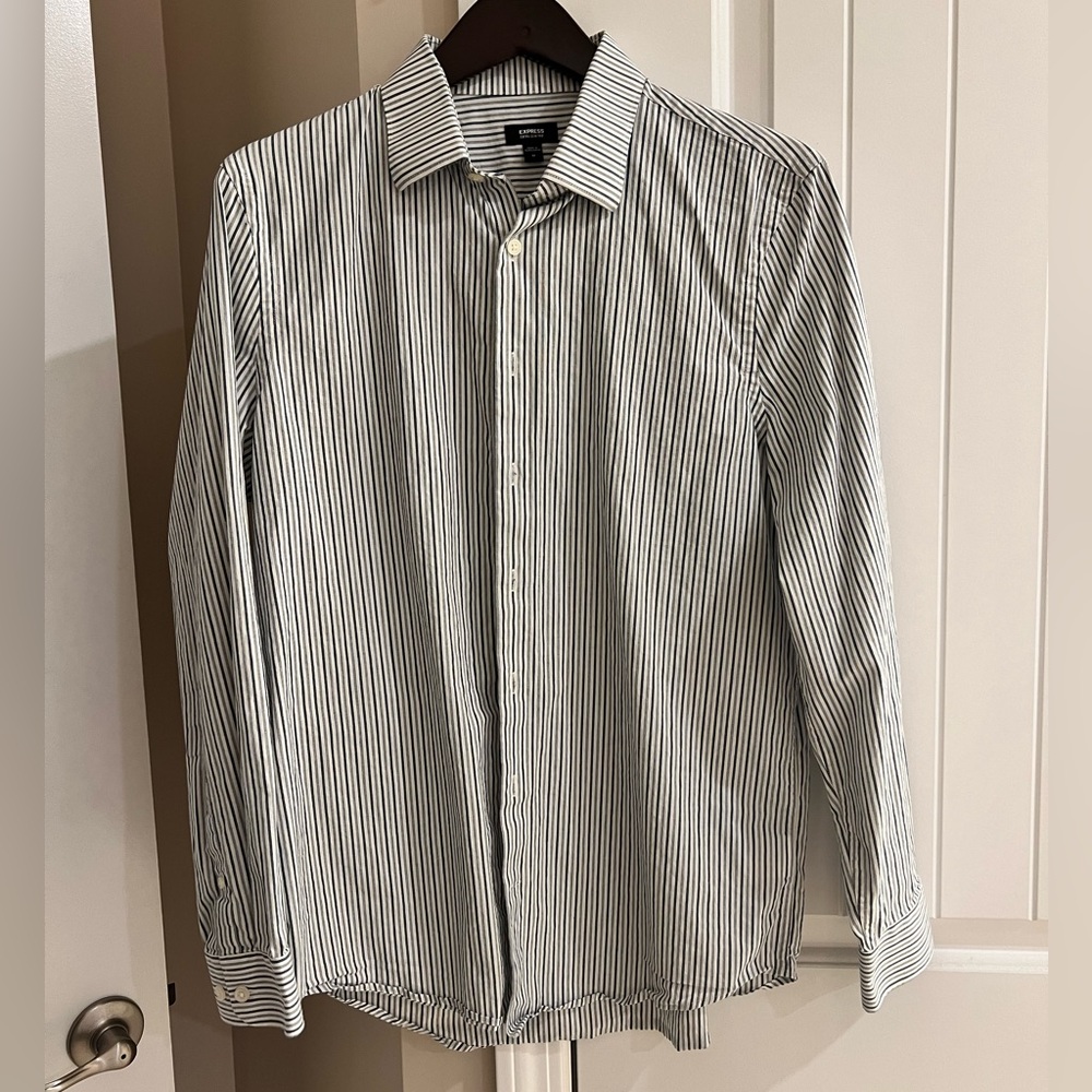 Men’s Express Long Sleeve Shirt